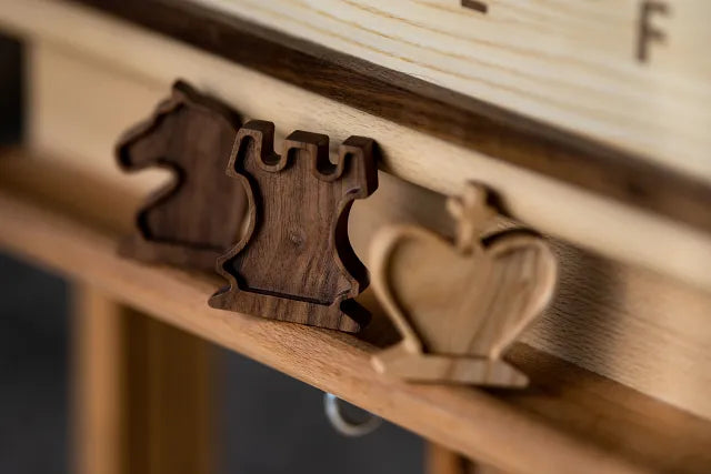 Chess Pieces with magnets