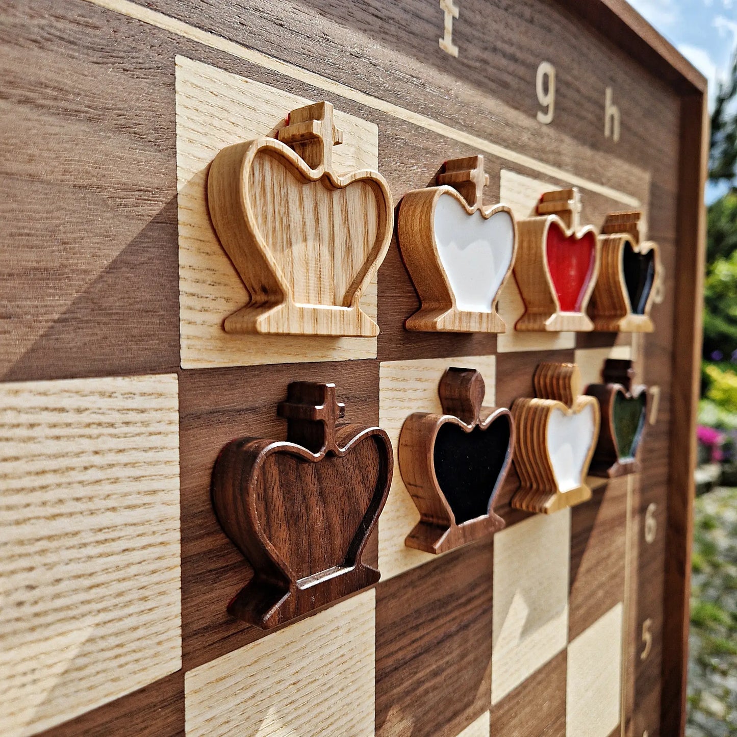 8 different Chess Kings for hanging with magnets