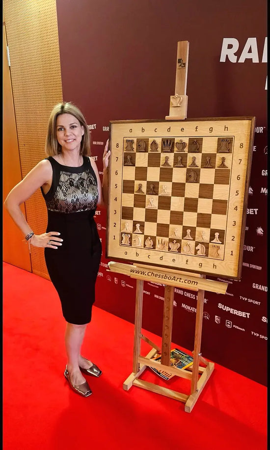 Anastasiya Karlovich with artistic chess set