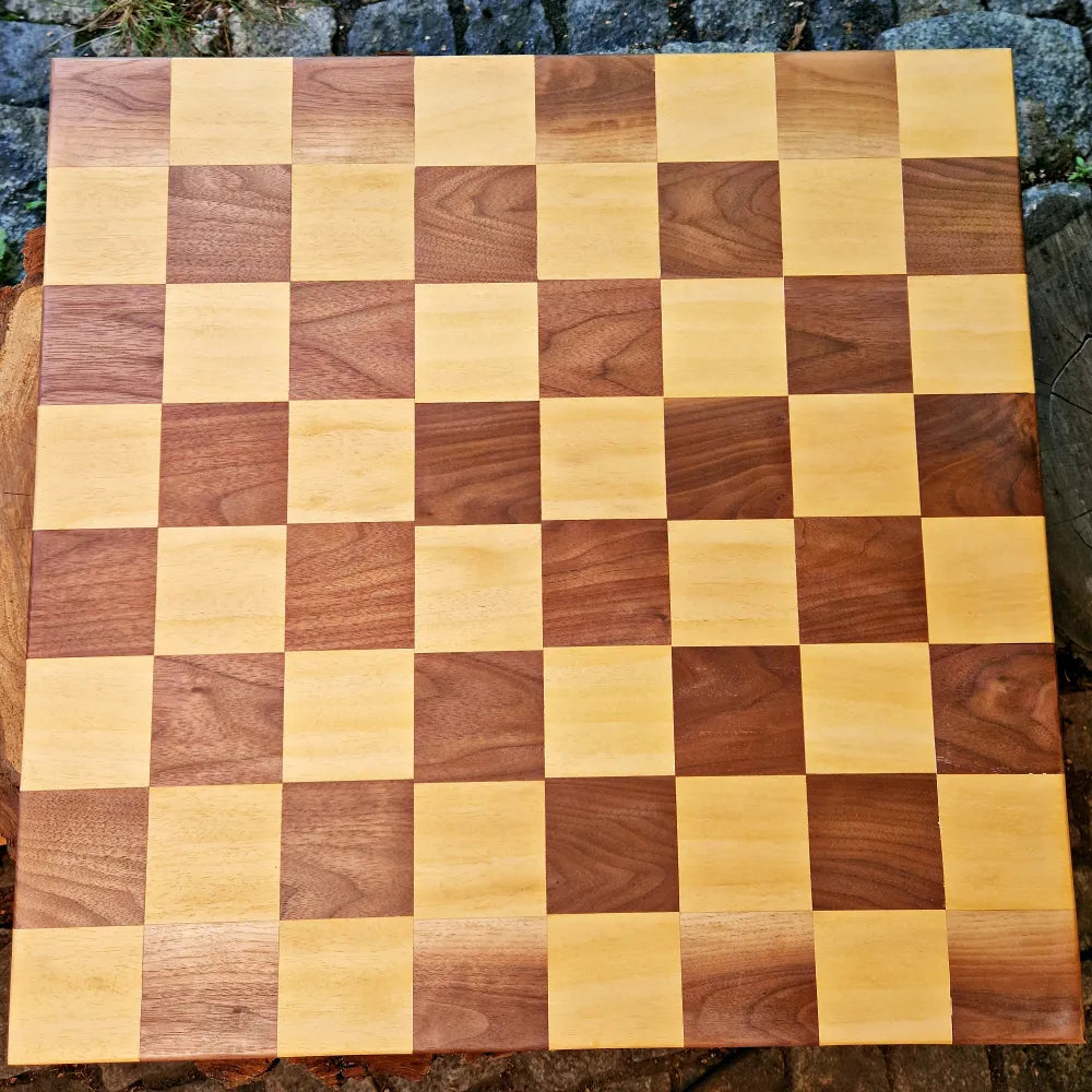 Grand Echiquier sur Pied et Pièces Echecs Staunton Métal et Bois