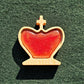 Chess king piece fitted with a pearl dirty red magnetic epoxy resin inlay